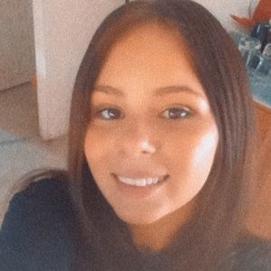 Meet your Posher, Destiny